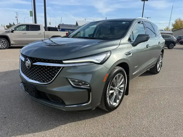 Buick Enclave 2024 photo 3