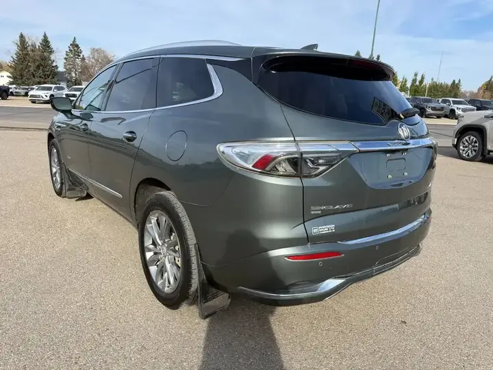 Buick Enclave 2024 photo 5