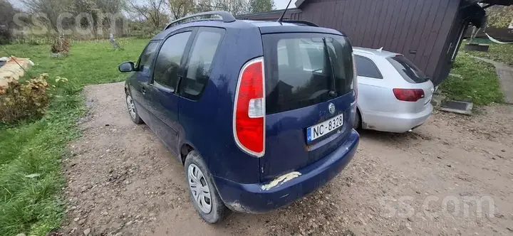 Skoda Roomster 2011 photo 5