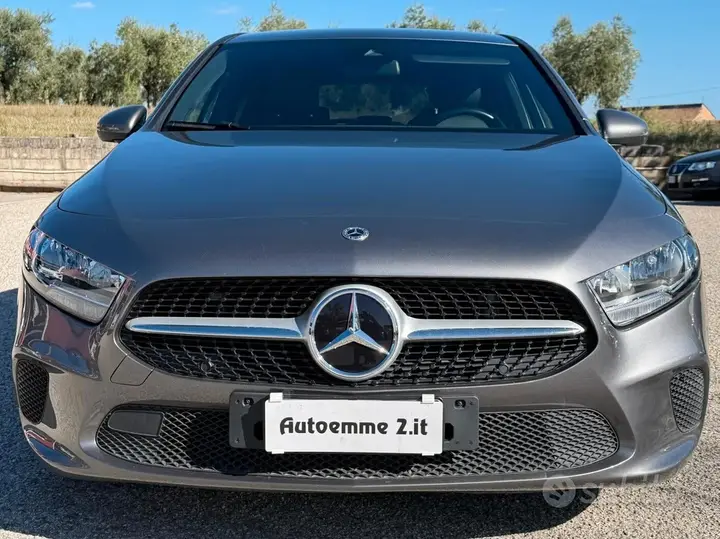 Mercedes-Benz A 180