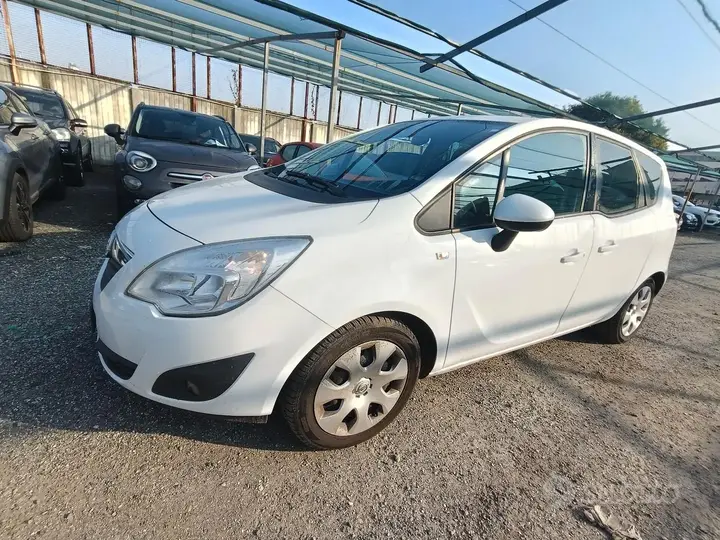Opel Meriva 2011 photo 2