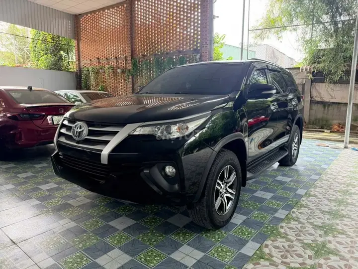 Toyota Fortuner 2017 photo 3