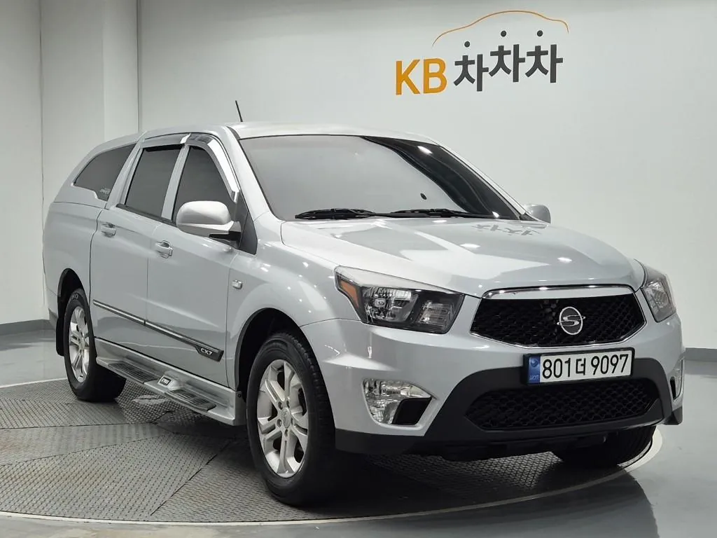 KG Mobility Korando 2012 photo 4