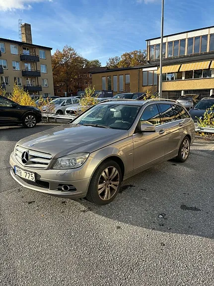 Mercedes-Benz C180