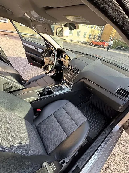 Mercedes-Benz C180 2009 photo 5