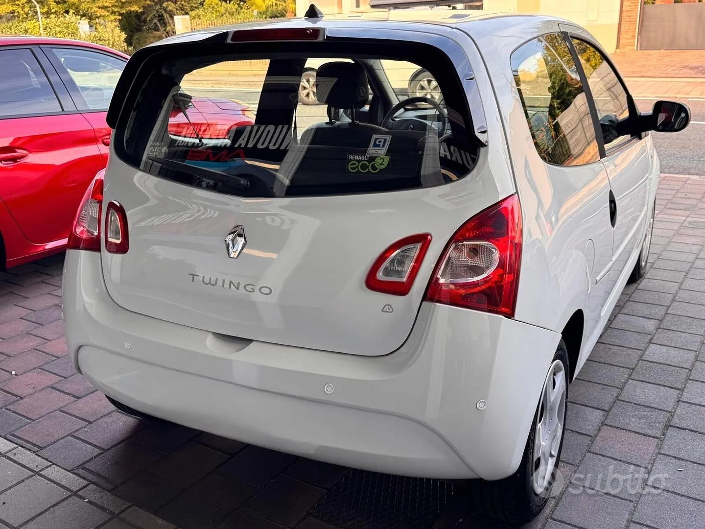 Renault Twingo 2014 photo 2