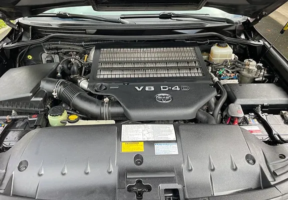 Toyota Land Cruiser 2013 photo 4