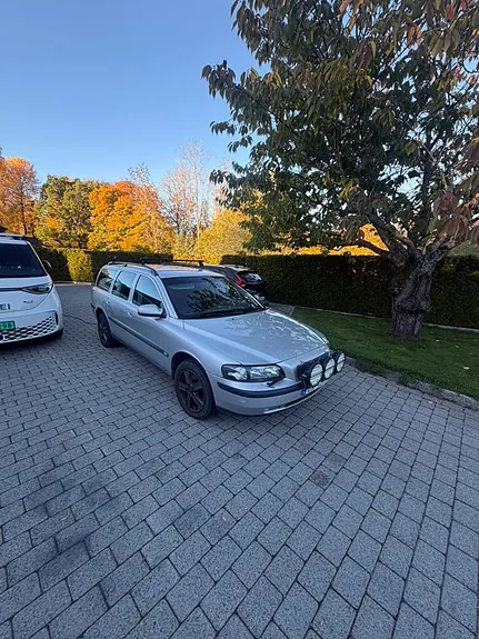 Volvo V70 2001 photo 2