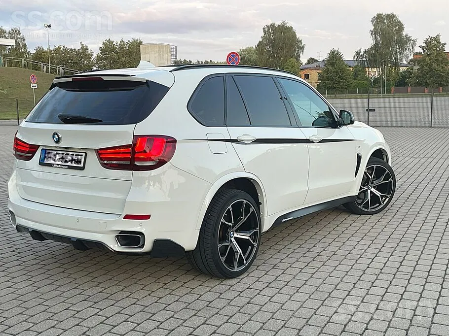 BMW X5 2015 photo 5