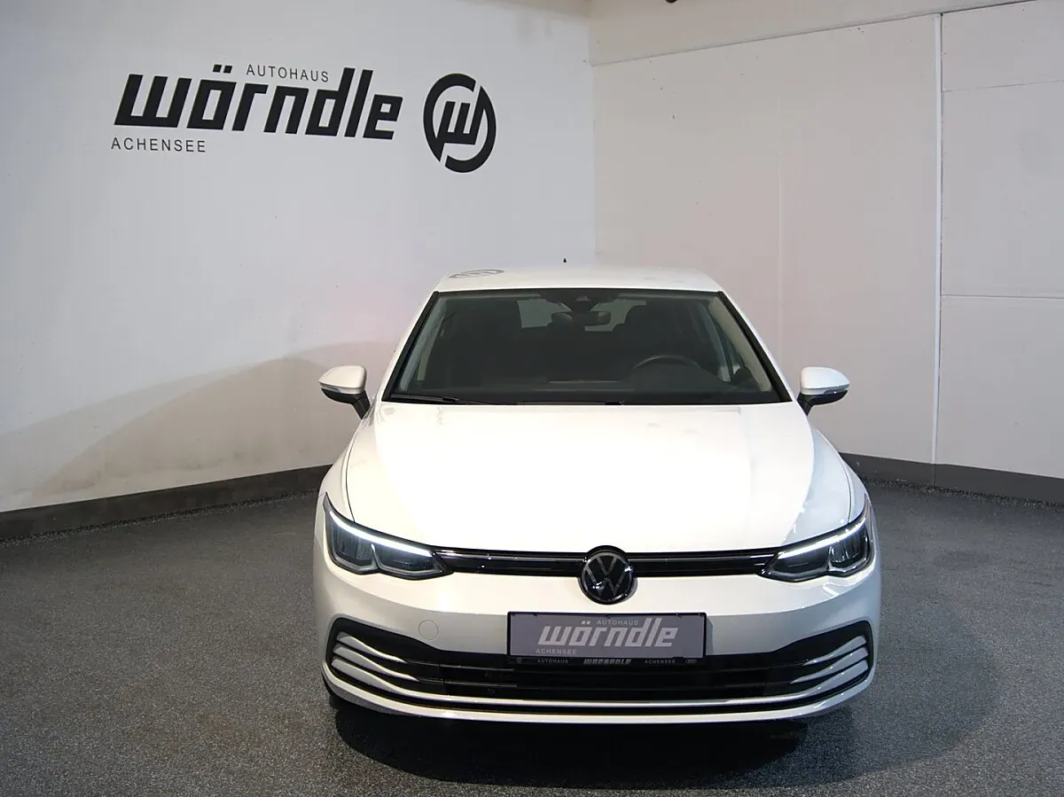 Volkswagen Golf 2024 photo 3
