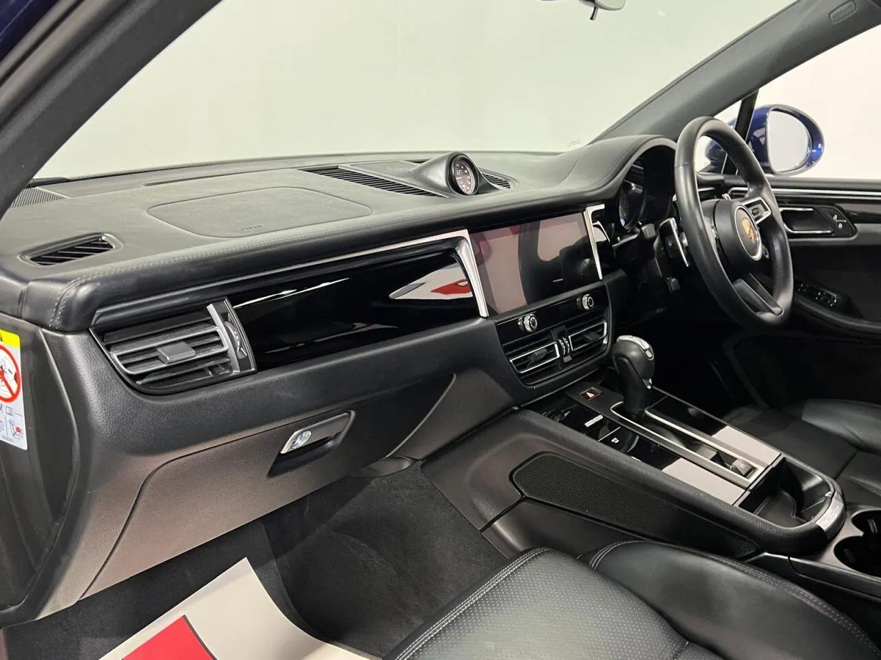 Porsche Macan 2023 photo 3