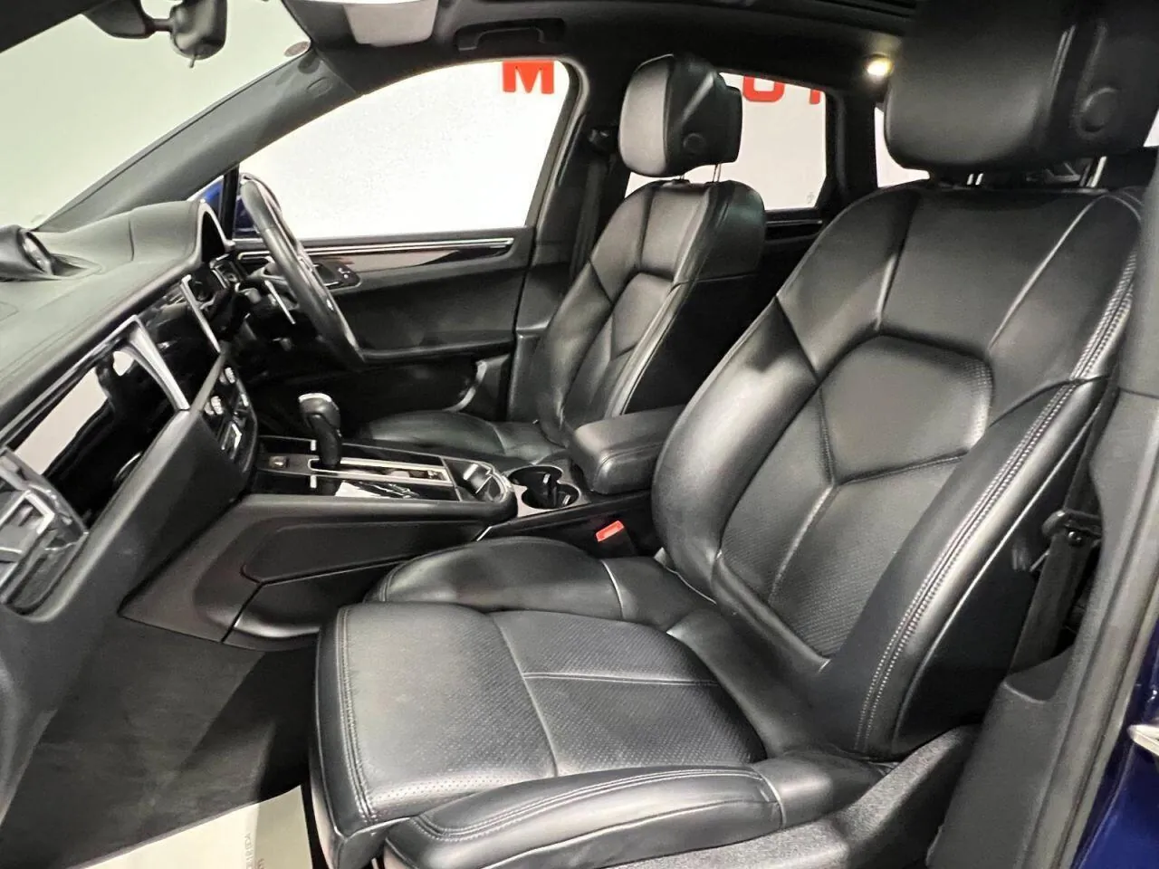 Porsche Macan 2023 photo 4