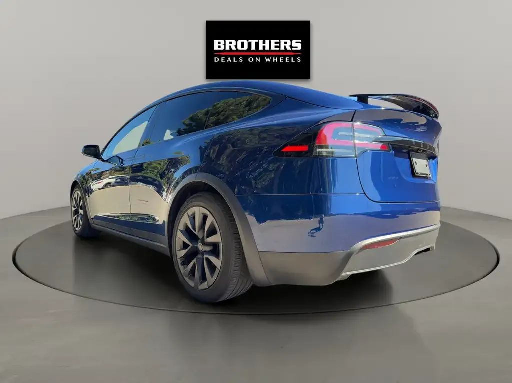 Tesla Model X 2023 photo 5