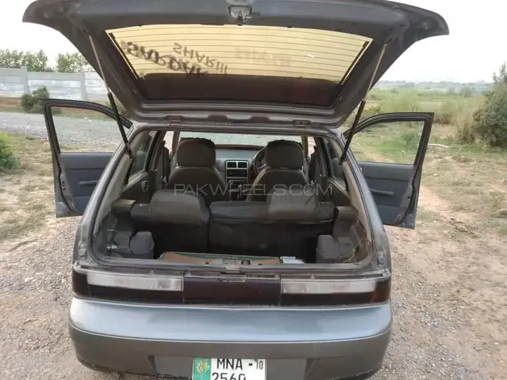 Suzuki Cultus