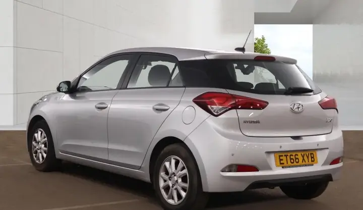 Hyundai I20 2017 photo 2