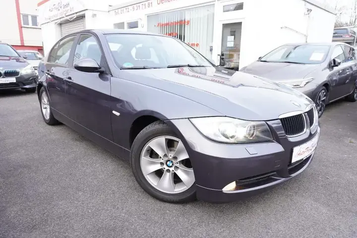 BMW 320I