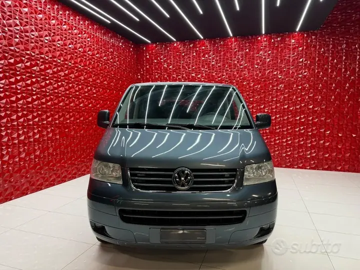 Volkswagen Transporter 2008 photo 2