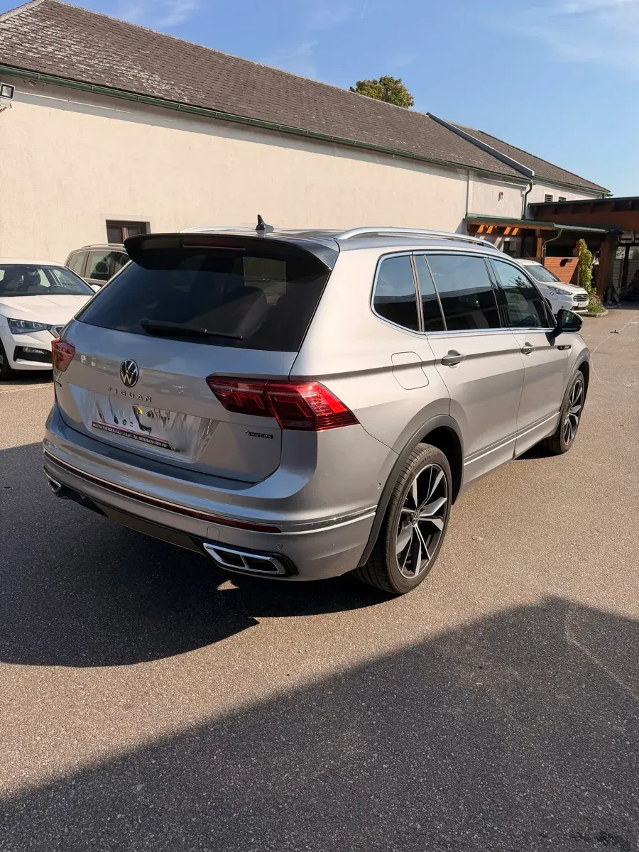 Volkswagen Tiguan Allspace 2023 photo 2