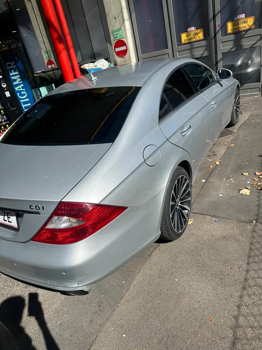 Mercedes-Benz Cls-Class