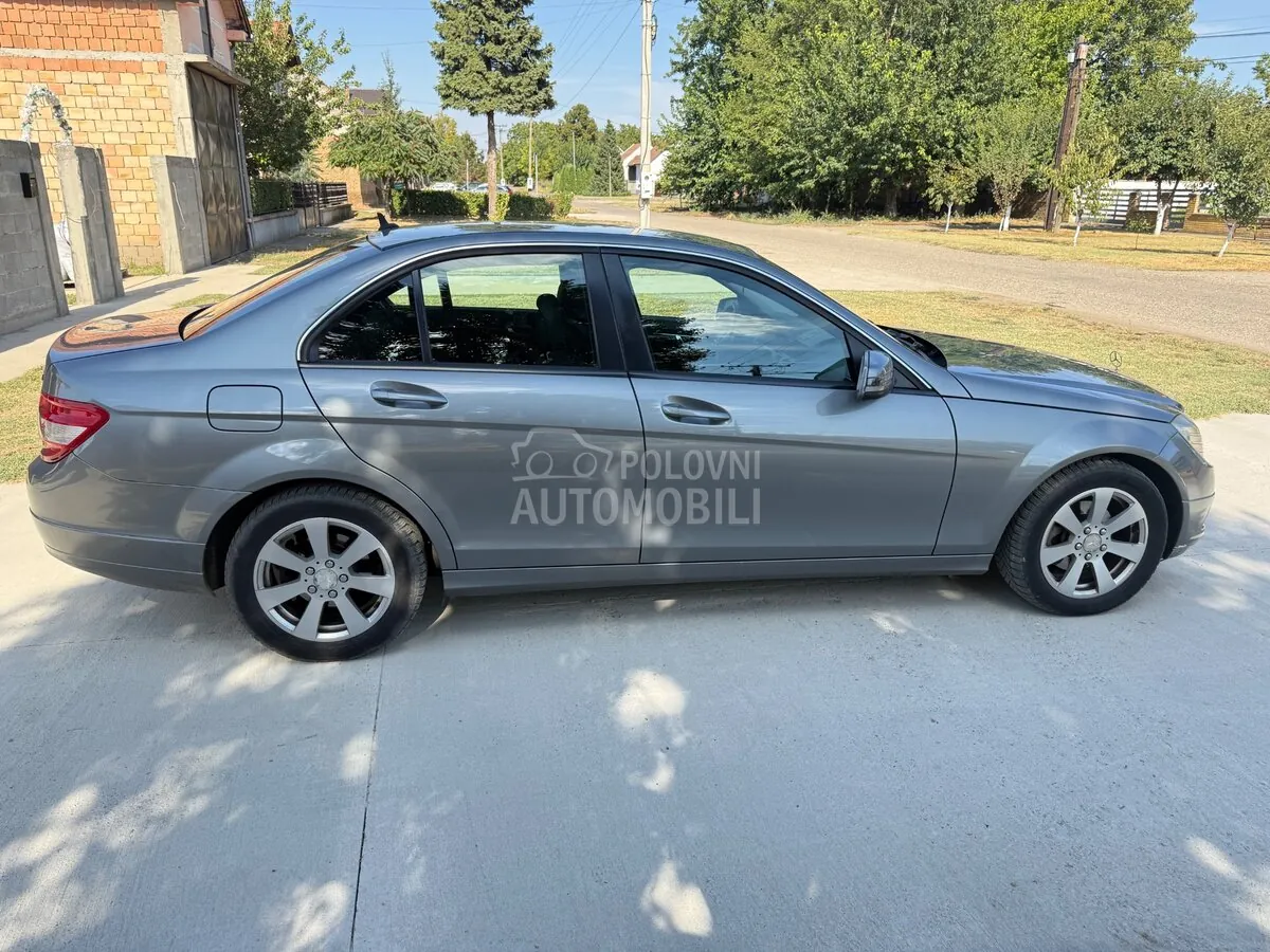 Mercedes-Benz C-Class 2009 photo 3