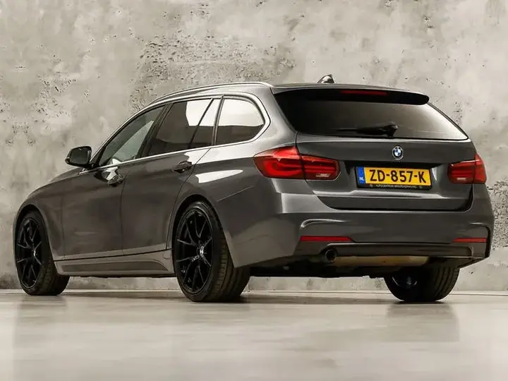 BMW 3Serie 2019 photo 3