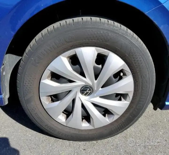 Volkswagen Polo 2023 photo 3