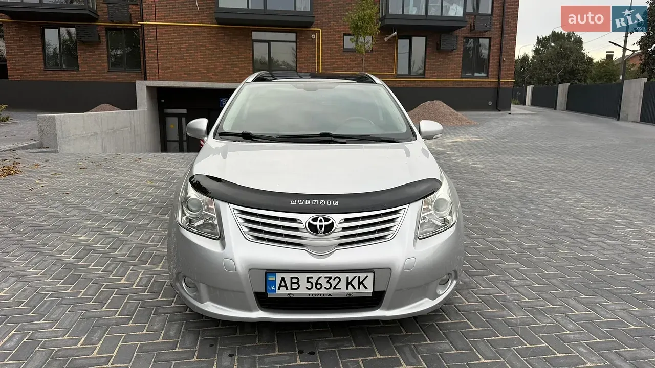 Toyota Avensis 2011 photo 3