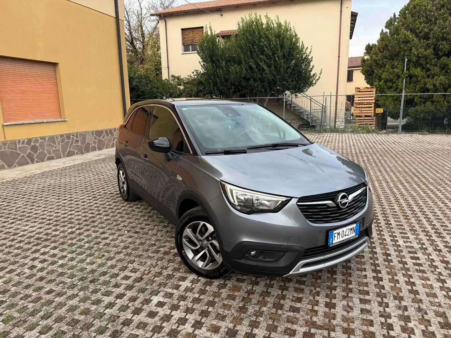 Opel Crossland X 2018 photo 3