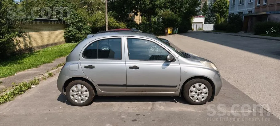 Nissan Micra 2005 photo 4