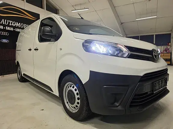 Toyota Proace 2021 photo 2