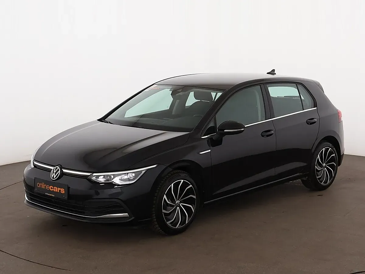 Volkswagen Golf 2023 photo 2