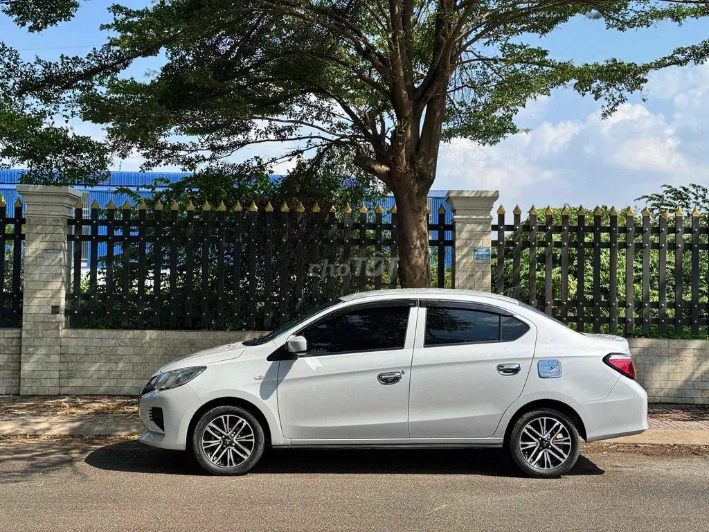 Mitsubishi Attrage 2024 photo 2