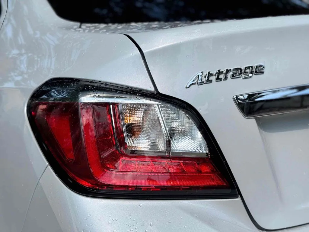 Mitsubishi Attrage 2024 photo 5