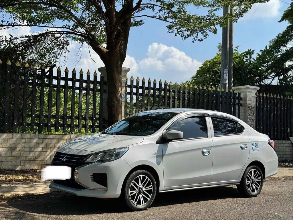 Mitsubishi Attrage 2024 photo 3