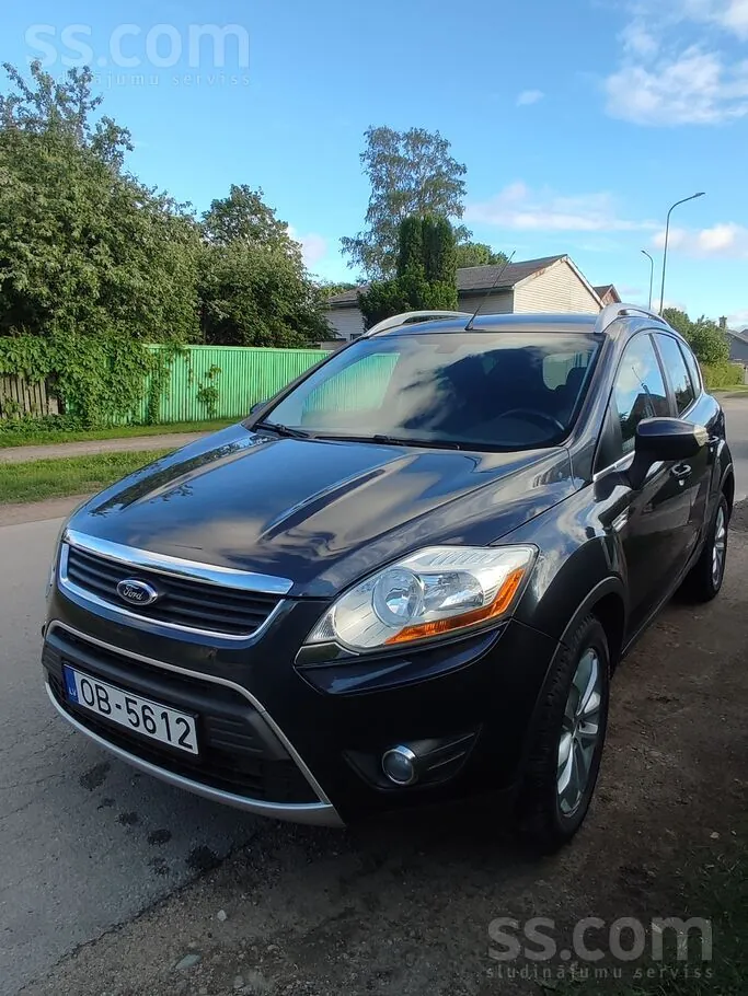 Ford Kuga 2010 photo 2