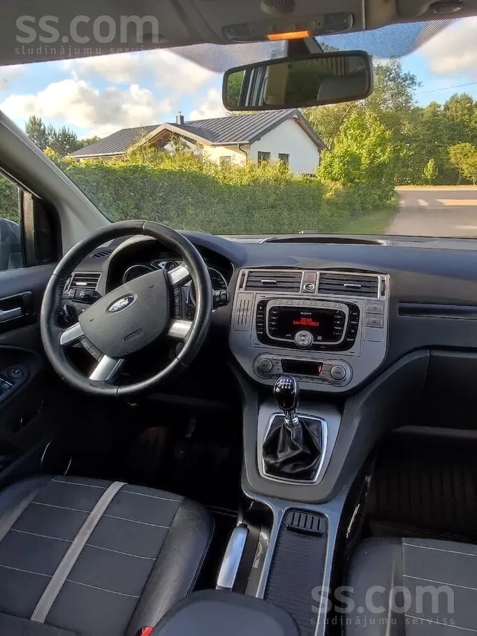 Ford Kuga 2010 photo 4