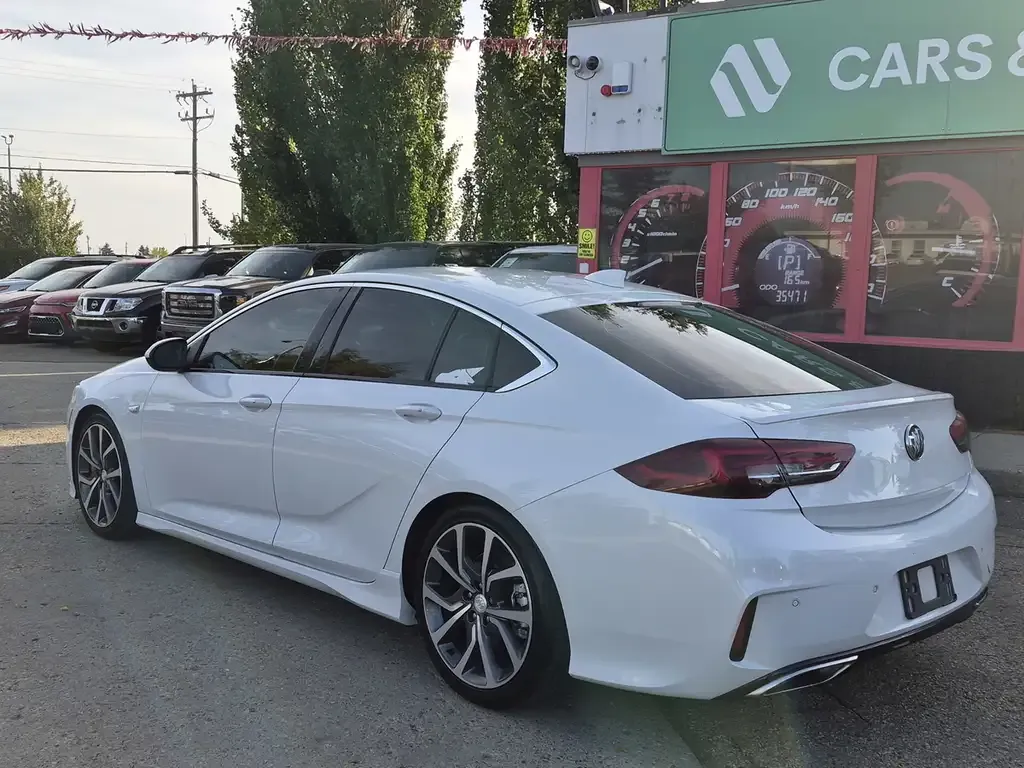Buick Regal 2018 photo 3