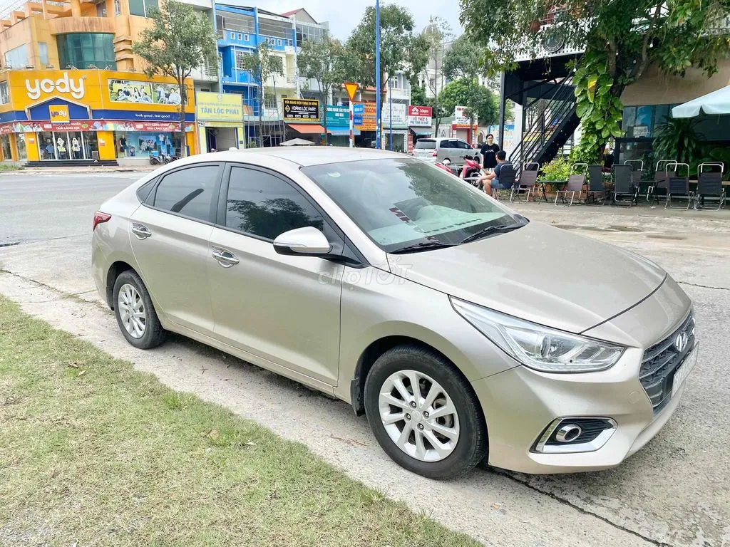 Hyundai Accent 2018 photo 4