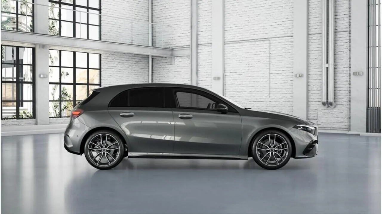 Mercedes-Benz A-Class photo 3