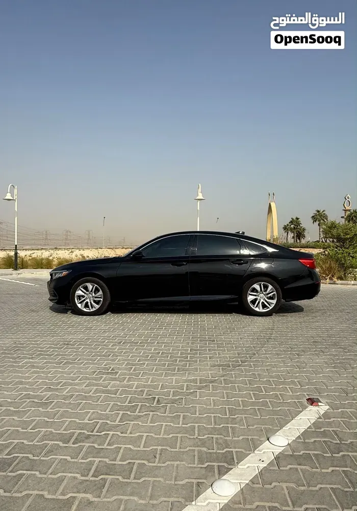 Honda Accord 2018 photo 2