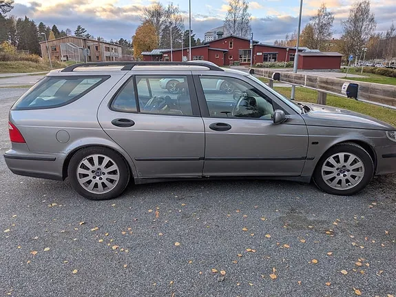 Saab 9-5