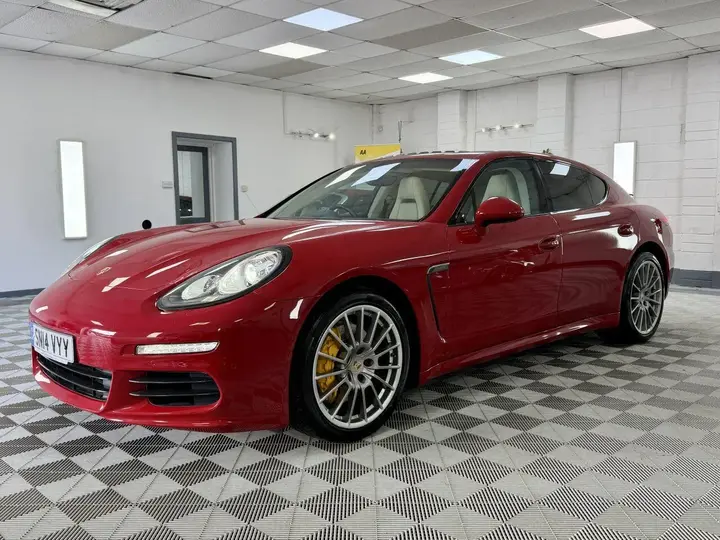 Porsche Panamera 2014 photo 4