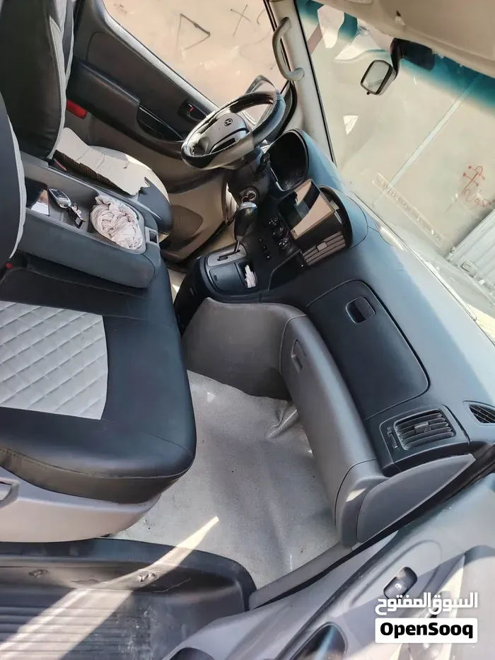 Hyundai H1 Gl 2015 photo 2
