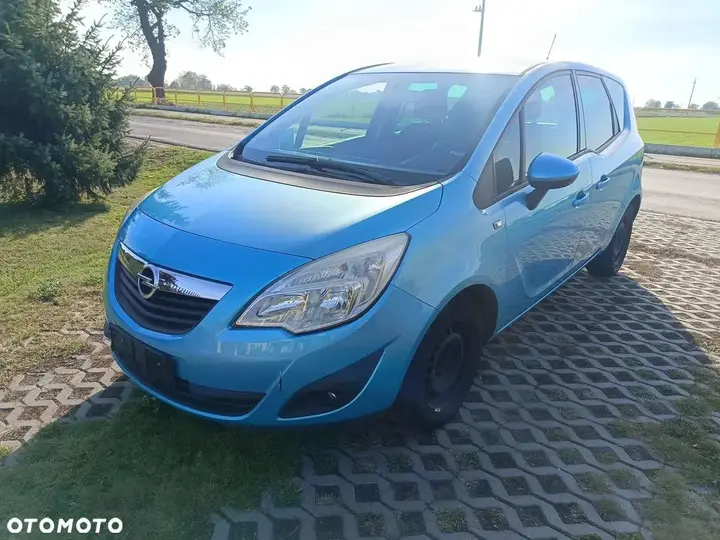 Opel Meriva 2011 photo 2