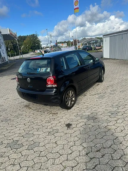 Volkswagen Polo 2005 photo 4