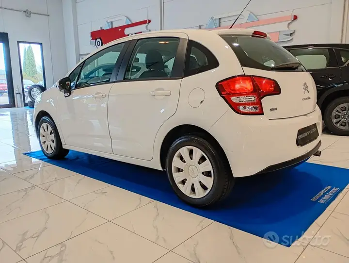 Citroen C3 2012 photo 2