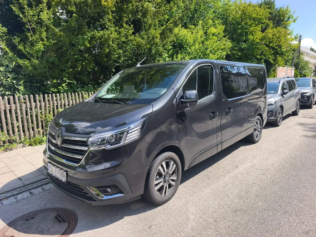 Renault Trafic 2025 photo 2