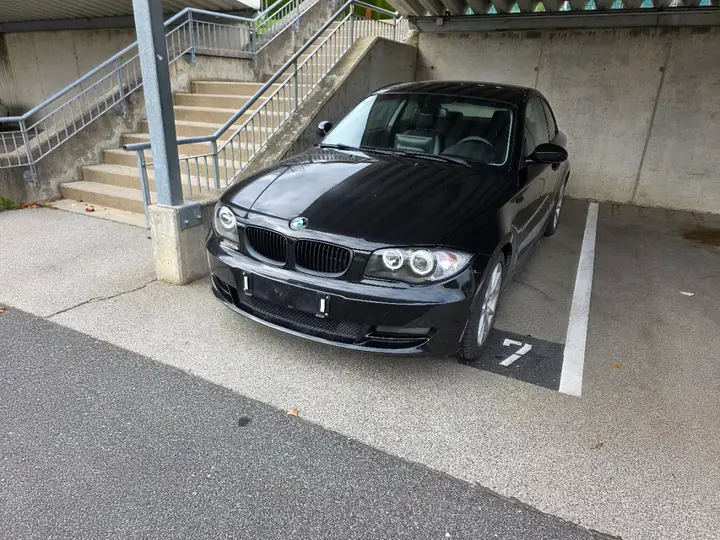 BMW 1 Series 2008 photo 3