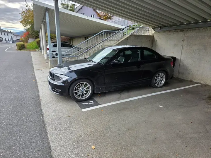 BMW 1 Series 2008 photo 2