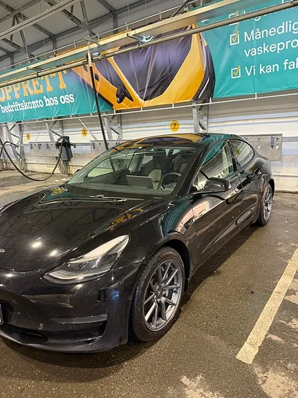 Tesla Model 3 2021 photo 3